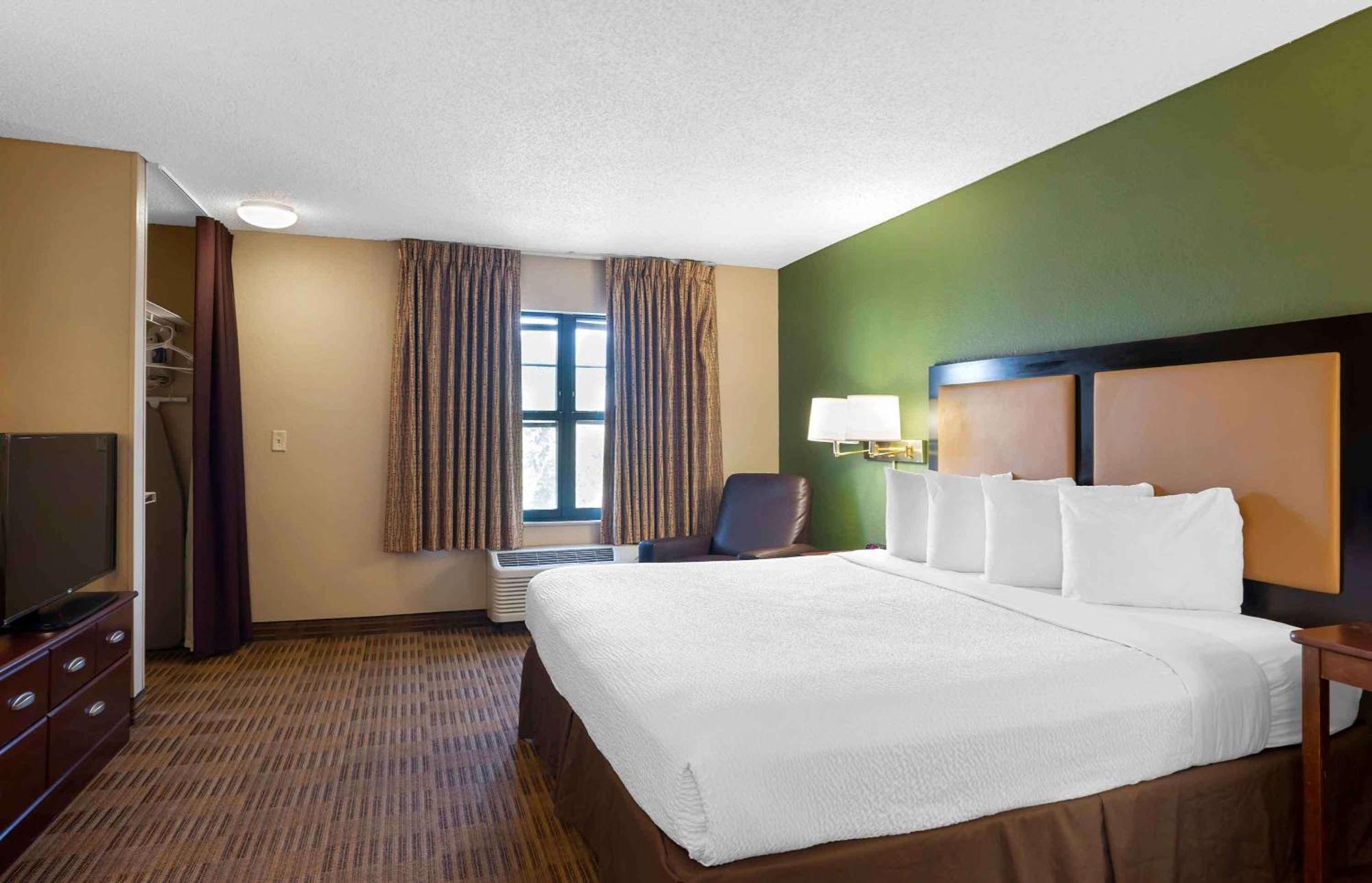 Extended Stay America Select Suites - Madison - Old Sauk Rd Exteriér fotografie