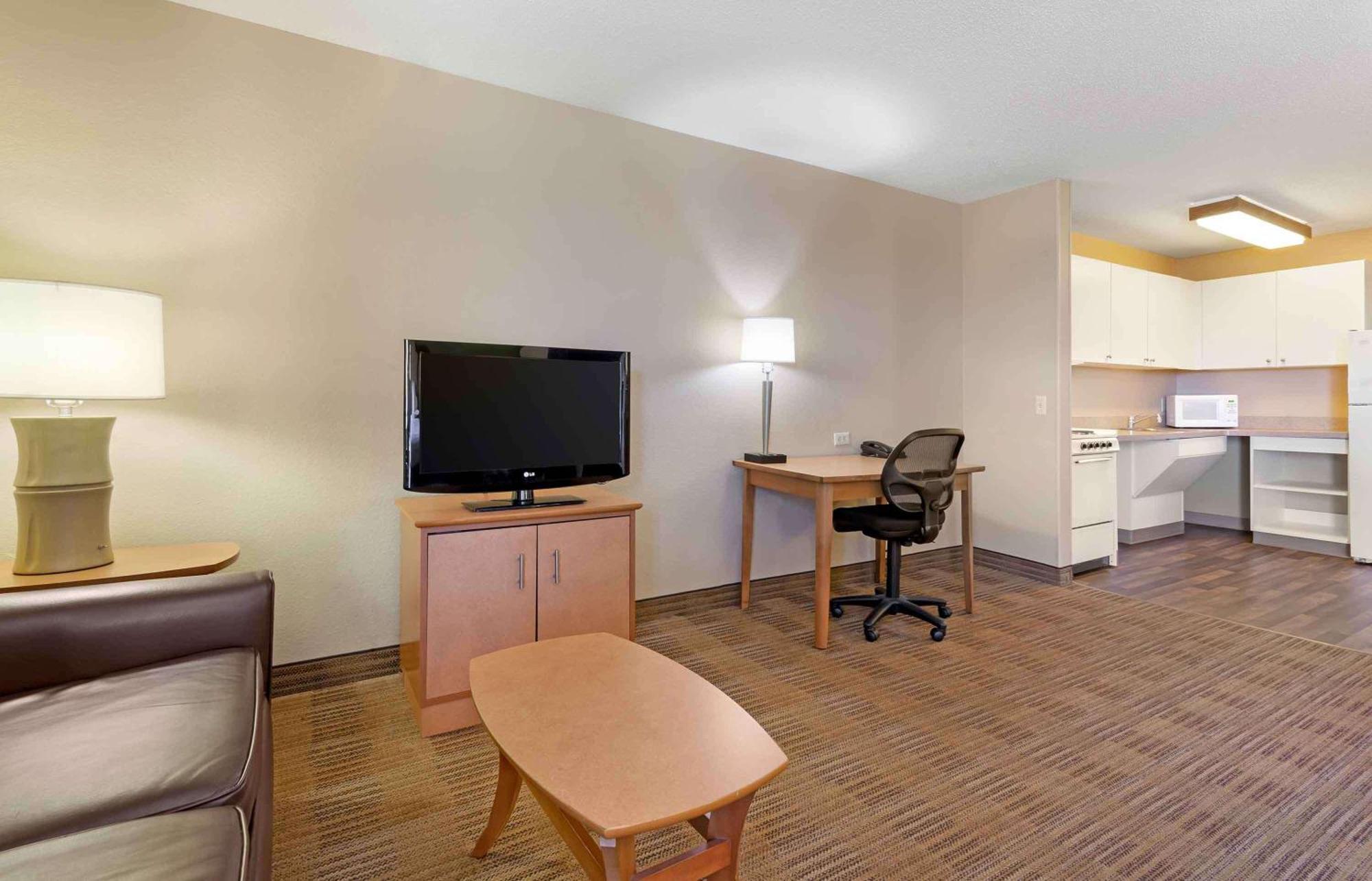 Extended Stay America Select Suites - Madison - Old Sauk Rd Exteriér fotografie